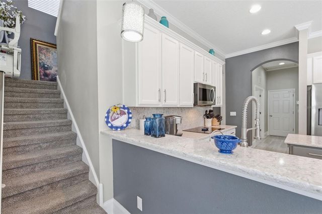 11508 OYSTER BAY CIRCLE, New Port Richey, FL 34654