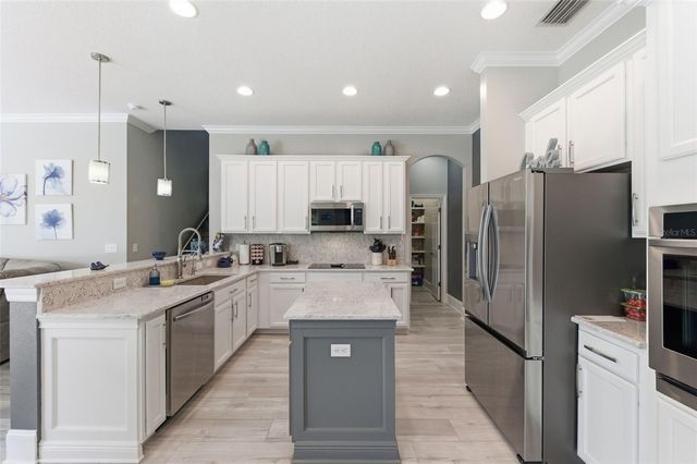 11508 OYSTER BAY CIRCLE, New Port Richey, FL 34654