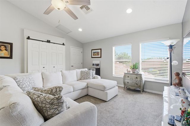 11508 OYSTER BAY CIRCLE, New Port Richey, FL 34654