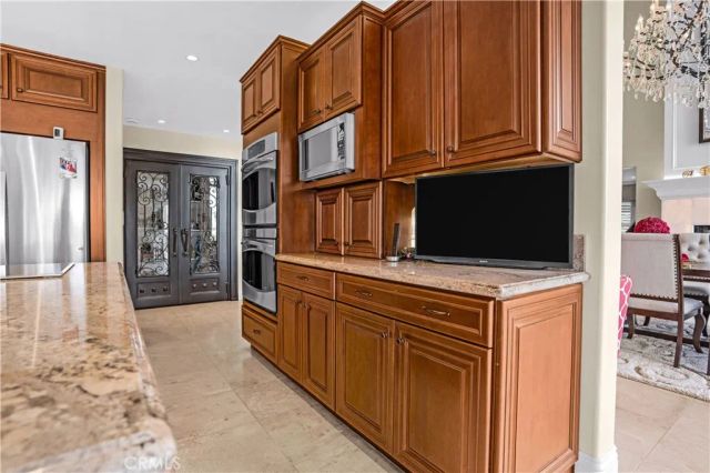 29723 Eagle Point Drive, Canyon Lake, CA 92587