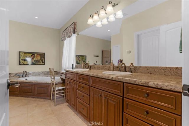 29723 Eagle Point Drive, Canyon Lake, CA 92587