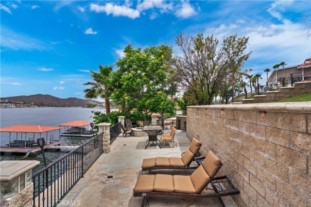 29723 Eagle Point Drive, Canyon Lake, CA 92587