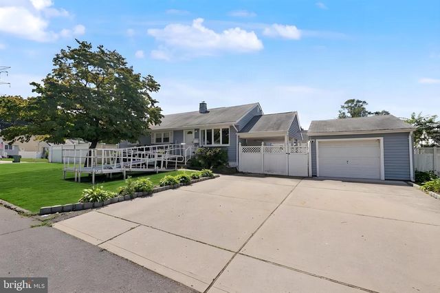 29 JOYCE PL, Parlin, NJ 08859