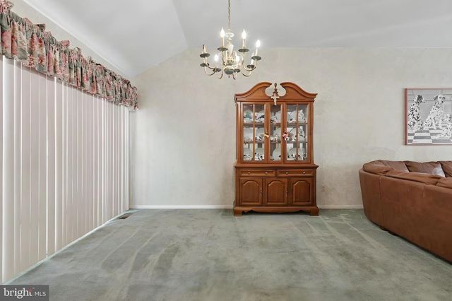 29 JOYCE PL, Parlin, NJ 08859