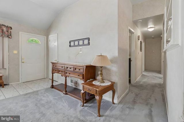 29 JOYCE PL, Parlin, NJ 08859