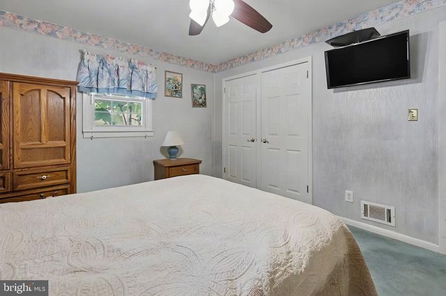 29 JOYCE PL, Parlin, NJ 08859