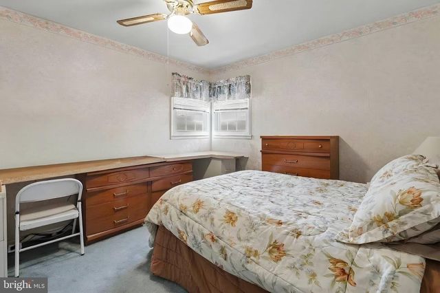 29 JOYCE PL, Parlin, NJ 08859
