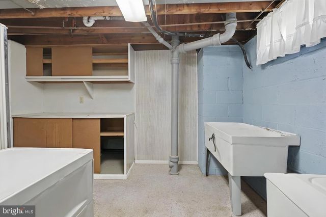29 JOYCE PL, Parlin, NJ 08859