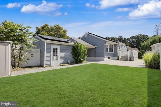 29 JOYCE PL, Parlin, NJ 08859