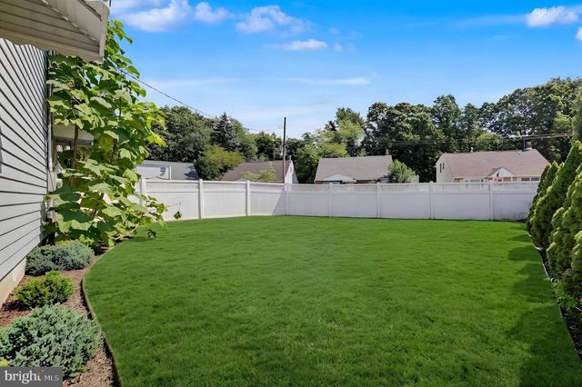 29 JOYCE PL, Parlin, NJ 08859