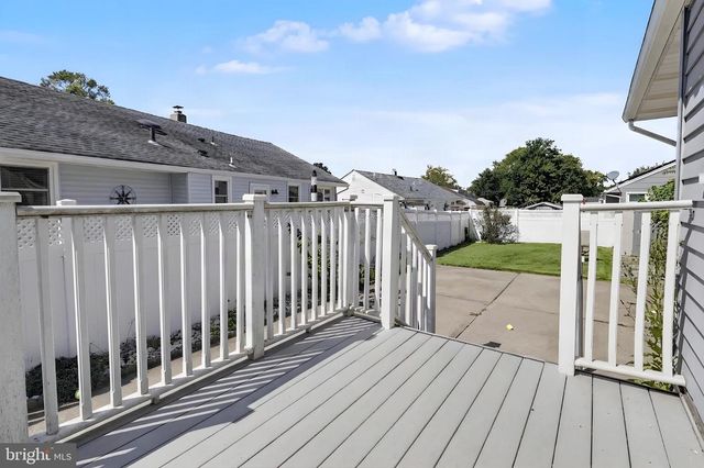 29 JOYCE PL, Parlin, NJ 08859