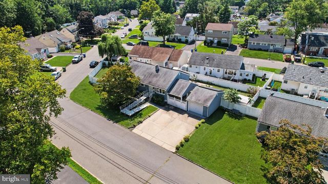 29 JOYCE PL, Parlin, NJ 08859