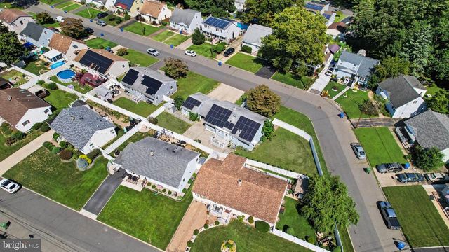 29 JOYCE PL, Parlin, NJ 08859