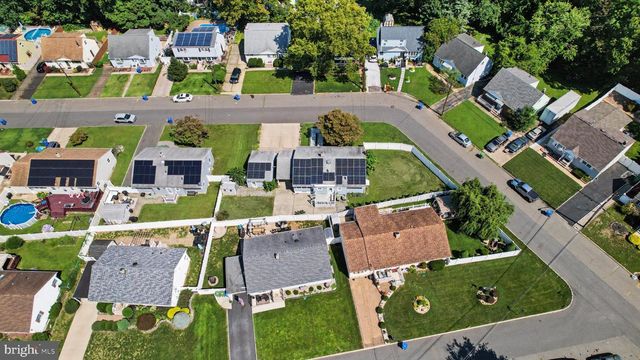 29 JOYCE PL, Parlin, NJ 08859