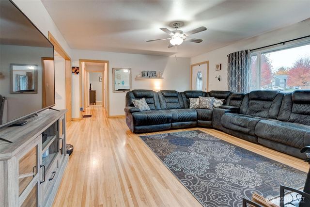 1114 NE 129Th Street, Vancouver, WA 98685
