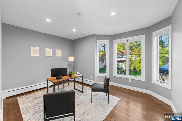 1221 Fairmount Place, Fort Lee, NJ 07024