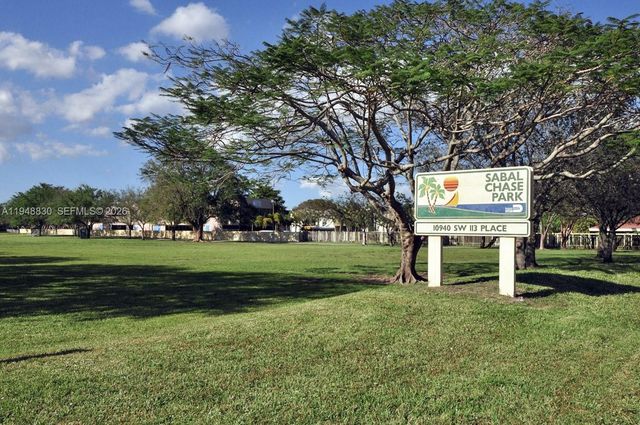 11416 SW 110th Ln, Miami, FL 33176