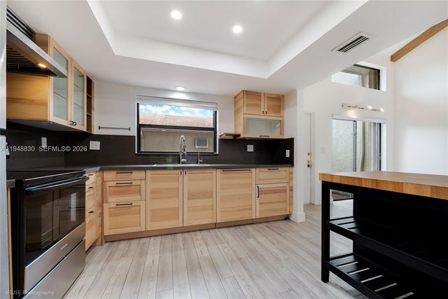 11416 SW 110th Ln, Miami, FL 33176