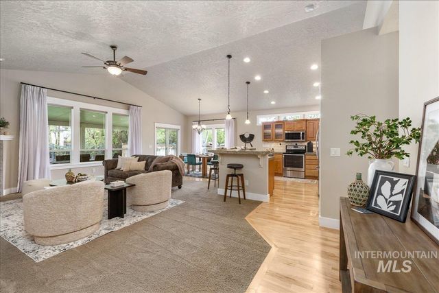 5710 W Grover, Boise, ID 83705