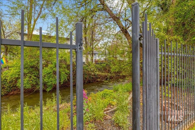 5710 W Grover, Boise, ID 83705