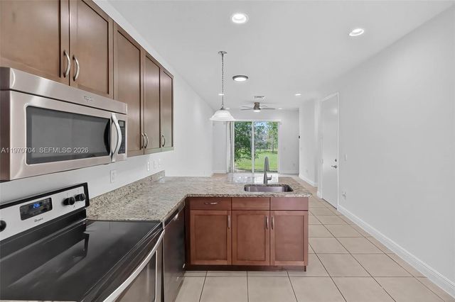 7651 N Pine Island Rd, Tamarac, FL 33321