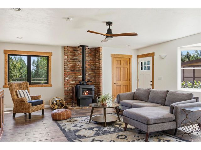 400 Ridgewood Ct, Fort Collins, CO 80524