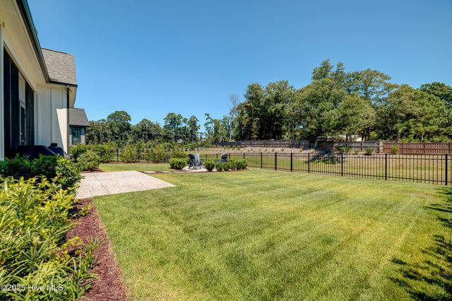 8285 Winding Creek Circle, Wilmington, NC 28411