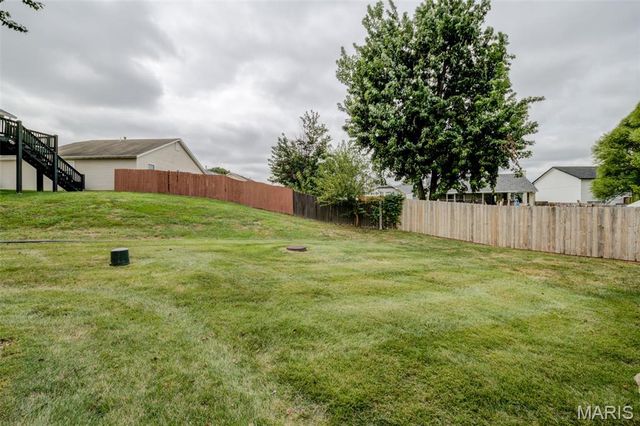 1647 Chapman Court, St Charles, MO 63303