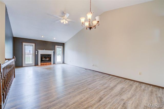 1647 Chapman Court, St Charles, MO 63303