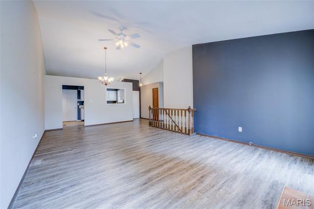 1647 Chapman Court, St Charles, MO 63303