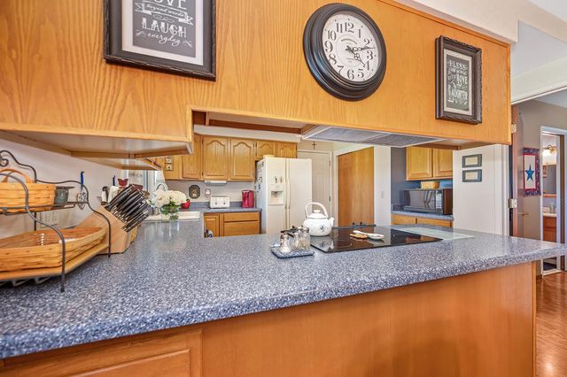 7561 Orange Dr, Citrus Heights, CA 95610