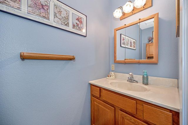 7561 Orange Dr, Citrus Heights, CA 95610