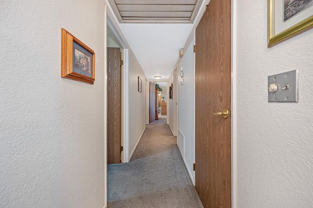 7561 Orange Dr, Citrus Heights, CA 95610