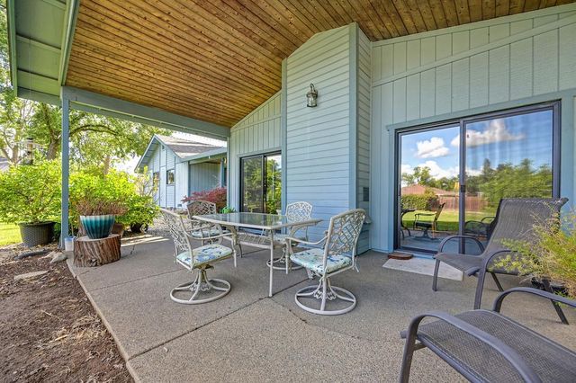 7561 Orange Dr, Citrus Heights, CA 95610