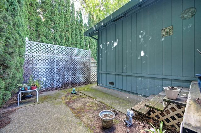 7561 Orange Dr, Citrus Heights, CA 95610