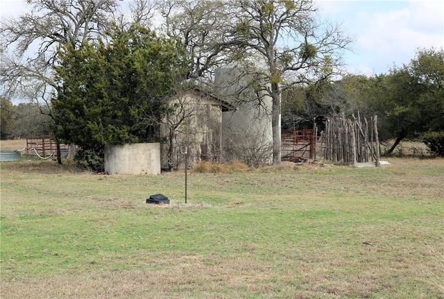8520 Brewer Lane, Salado, TX 76571