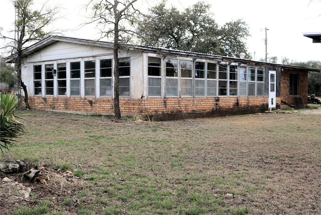 8520 Brewer Lane, Salado, TX 76571