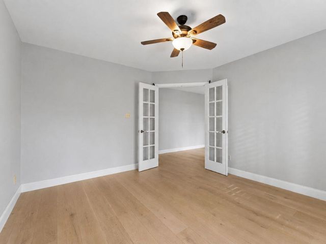 294 Hidden Creek DR, Dripping Springs, TX 78620