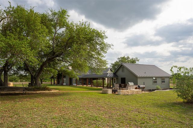 294 Hidden Creek DR, Dripping Springs, TX 78620
