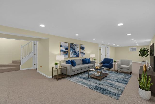 420 Berkshire Lane, Des Plaines, IL 60016