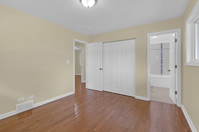 420 Berkshire Lane, Des Plaines, IL 60016