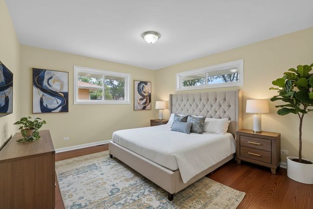 420 Berkshire Lane, Des Plaines, IL 60016