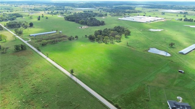 Digby Drive, Gentry, AR 72734