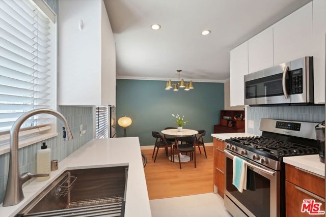 5811 Woodman Avenue 7, Los Angeles, CA 91401