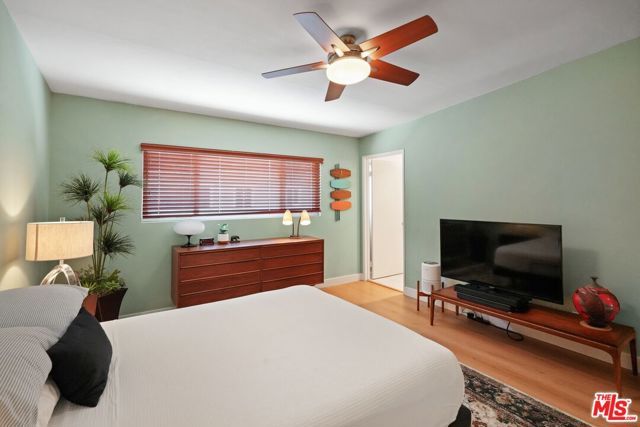 5811 Woodman Avenue 7, Los Angeles, CA 91401