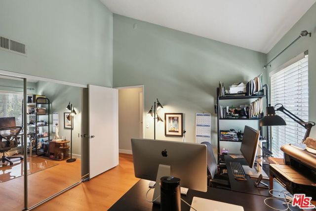 5811 Woodman Avenue 7, Los Angeles, CA 91401