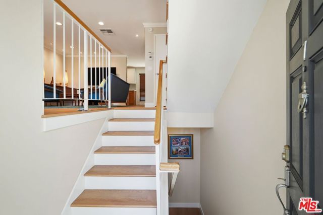 5811 Woodman Avenue 7, Los Angeles, CA 91401