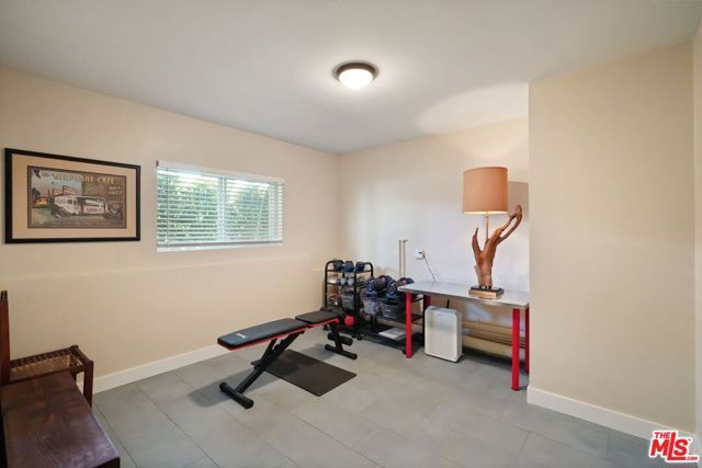 5811 Woodman Avenue 7, Los Angeles, CA 91401