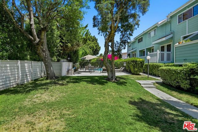 5811 Woodman Avenue 7, Los Angeles, CA 91401