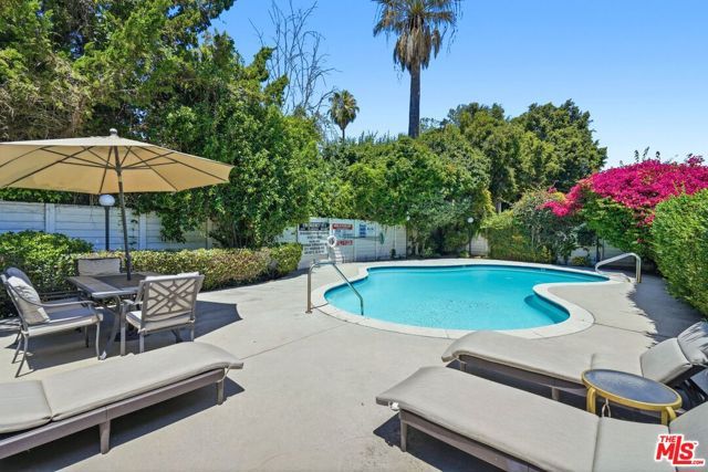5811 Woodman Avenue 7, Los Angeles, CA 91401